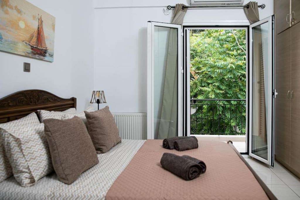 Aegina Town Apartment , With Private Parking ภายนอก รูปภาพ