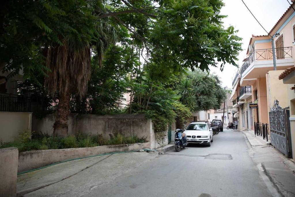Aegina Town Apartment , With Private Parking ภายนอก รูปภาพ